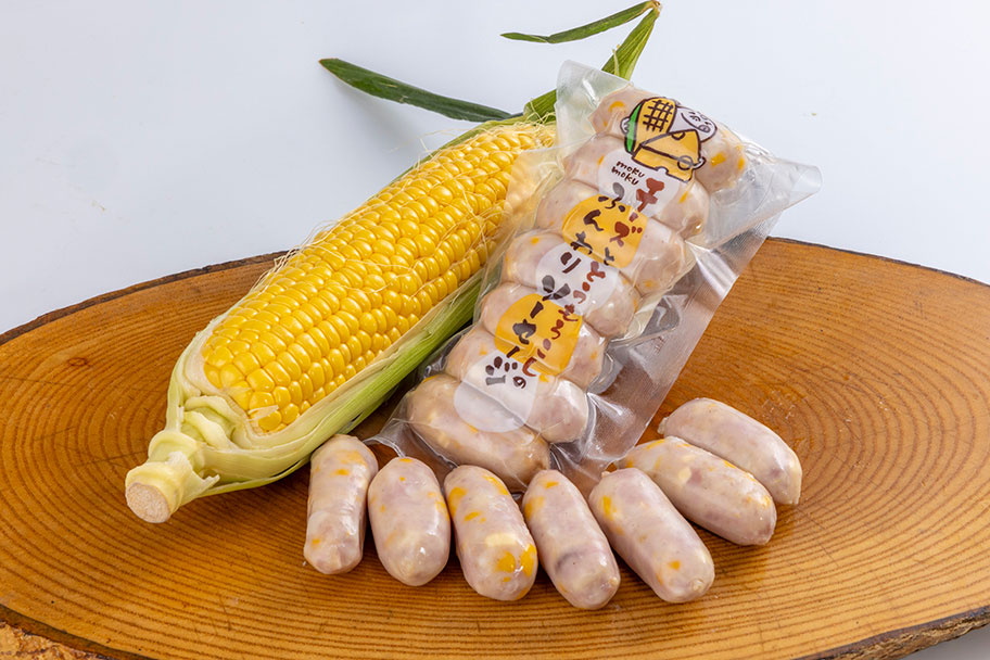 とうもろこしとﾁｰｽﾞのふんわりソーセージ