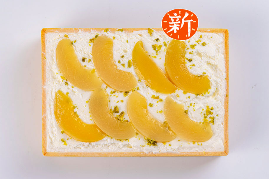 スプーンで食べる 超ハッピー白桃ケーキ